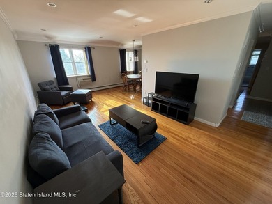 Wonderful 2 bedroom Co-op apartment situated on 2nd floor, rear - photo 5