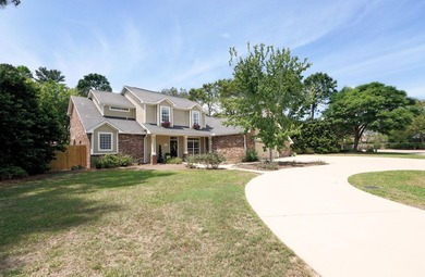 Lovely four-bedroom home situated on a spacious lot in the - photo 9