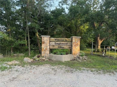 Tanglewood Lake Lot For Sale in Lacygne Kansas