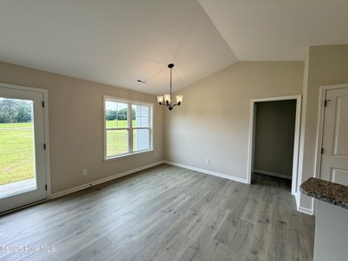 Awesome 4 bedroom ranch plan in new neighborhood Flower Hill! - photo 4