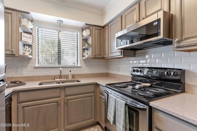 Discover the ultimate island retreat in the highly desirable - photo 10
