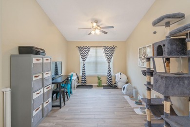 Welcome to this well-maintained home in Gulf Breeze! Major - photo 11