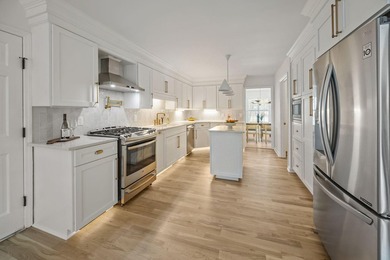 Rare opportunity to own a private, multi-generational estate - photo 12
