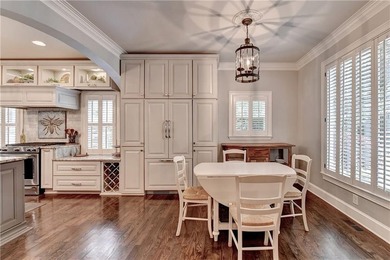 This lovely end-unit townhome in Roswell has been beautifully - photo 13