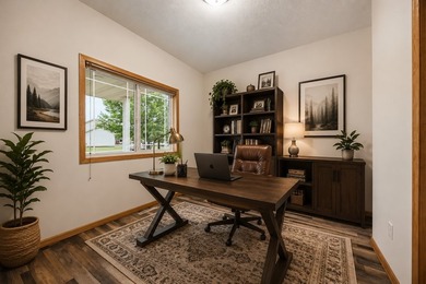 Enjoy easy, maintenance-free living in this beautiful 3 bed, 3 - photo 15