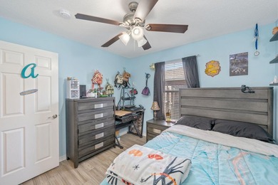 Welcome to this well-maintained home in Gulf Breeze! Major - photo 18