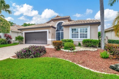 (private lake, pond, creek) Home For Sale in Boynton Beach Florida