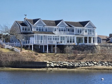 Introducing 18 Strandway, a newly constructed waterfront - photo 2