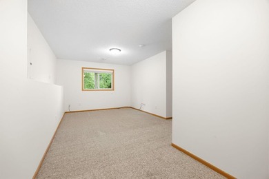 Enjoy easy, maintenance-free living in this beautiful 3 bed, 3 - photo 22