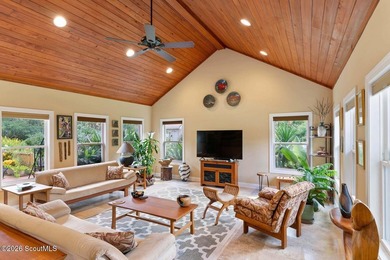 Yearning for your private oasis? Where just you are floating in - photo 3