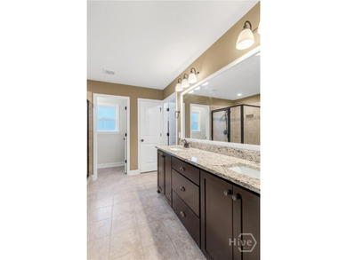 SELLER OFFERING $10,000 TOWARDS CLOSING COSTS! Welcome to this - photo 25