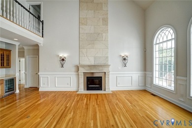 A stunning all-brick architectural masterpiece with a pool, set - photo 5