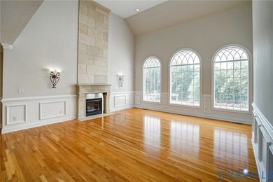 A stunning all-brick architectural masterpiece with a pool, set - photo 6
