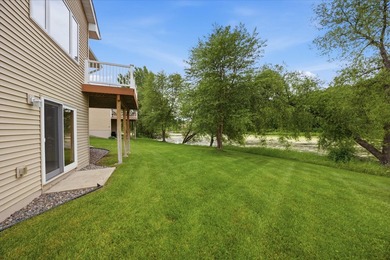 Enjoy easy, maintenance-free living in this beautiful 3 bed, 3 - photo 27