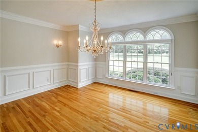 A stunning all-brick architectural masterpiece with a pool, set - photo 10
