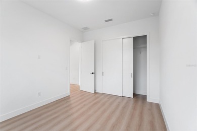 Some photos have been virtually staged. Welcome to this stunning - photo 31