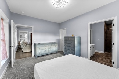 Enjoy effortless waterfront living on Greenvale Creek, just off - photo 34