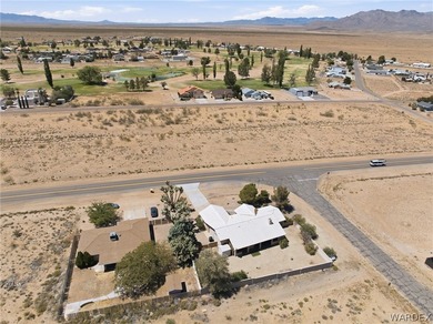 Welcome to this beautifully designed 3-bedroom, 2-bath home - photo 37