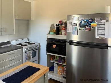 Charming and versatile! This updated and well-maintained duplex - photo 5