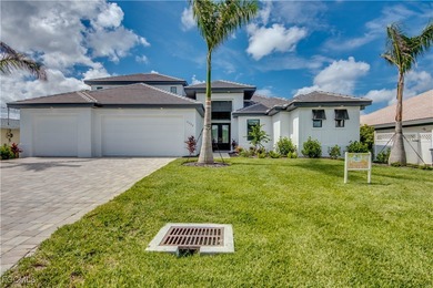 Caloosahatchee River Home For Sale in Cape Coral Florida