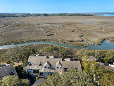 (private lake, pond, coastal) Home Active Under Contract in Seabrook Island South Carolina