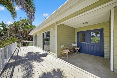 Charming Island Retreat close to the Beach!Located on an - photo 2