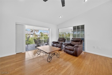 Charming Island Retreat close to the Beach!Located on an - photo 5