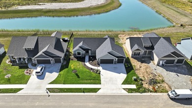 (private lake, pond, creek) Home For Sale in Roanoke Indiana