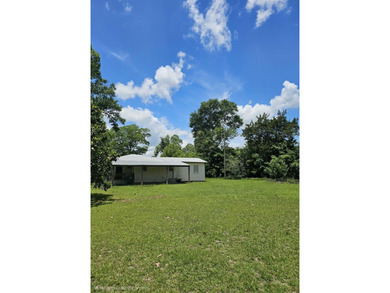 FIXER-UPPER WITH EXTRA LOT! Calling all families, investors, and - photo 3