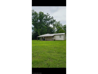FIXER-UPPER WITH EXTRA LOT! Calling all families, investors, and - photo 5