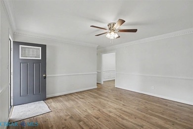 Outstanding HGTV brick rancher! Oversized attached garage! Open - photo 7
