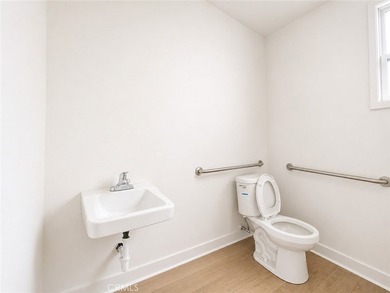 110 E Cambridge - photo 5