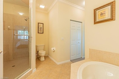 Rare opportunity to own a 2nd-floor - END UNIT, Garden Home in - photo 12