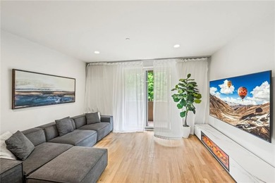 This stunning 3 bedroom, 1 1/2 bath condo with a covered parking - photo 4