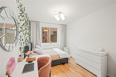 This stunning 3 bedroom, 1 1/2 bath condo with a covered parking - photo 10