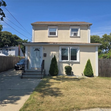 Lake Home For Sale in West Hempstead, New York