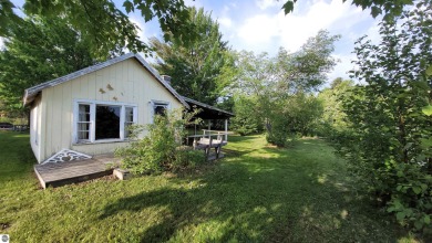 Manistee Lake - Kalkaska County Home For Sale in Kalkaska Michigan