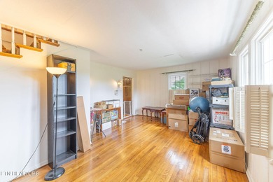 This charming home is a must see inside and out! Beautifully - photo 7