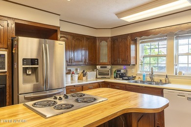 This charming home is a must see inside and out! Beautifully - photo 10