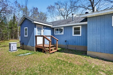 Recently remodeled and thoughtfully updated, this 3-bedroom - photo 5