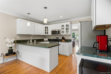 Discover exceptional value in the heart of Port Jefferson - photo 7