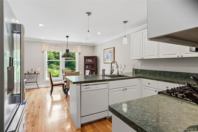 Discover exceptional value in the heart of Port Jefferson - photo 8