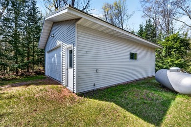 Recently remodeled and thoughtfully updated, this 3-bedroom - photo 8
