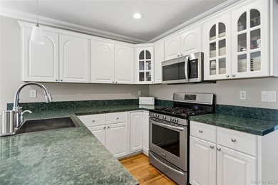 Discover exceptional value in the heart of Port Jefferson - photo 9