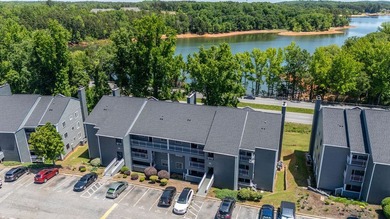***Seller is offering to pay the HOA dues through 2026.*** - photo 4
