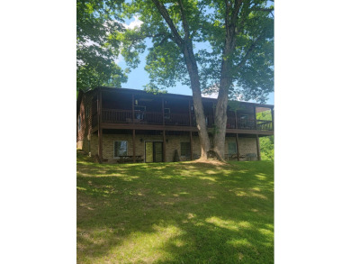 (private lake, pond, creek) Home For Sale in Laurelville Ohio