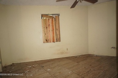 Bring your tool belt and imagination to this unique - photo 11