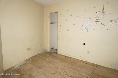 Bring your tool belt and imagination to this unique - photo 12