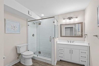 Experience coastal luxury in this beautifully renovated villa - photo 16
