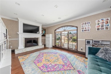 Mill Basin Masterpiece | 5BD Split-Level Home with Heated Pool - photo 9